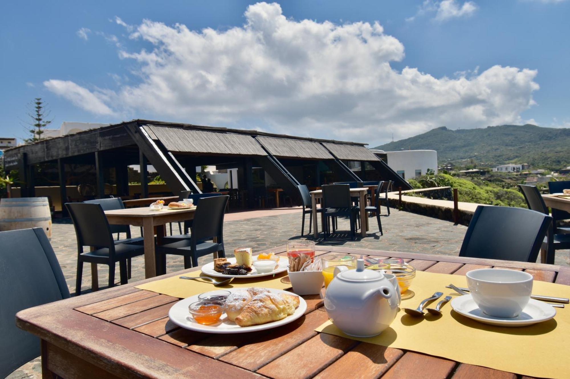 Cossyra Hotel Madonna Delle Grazie Luaran gambar