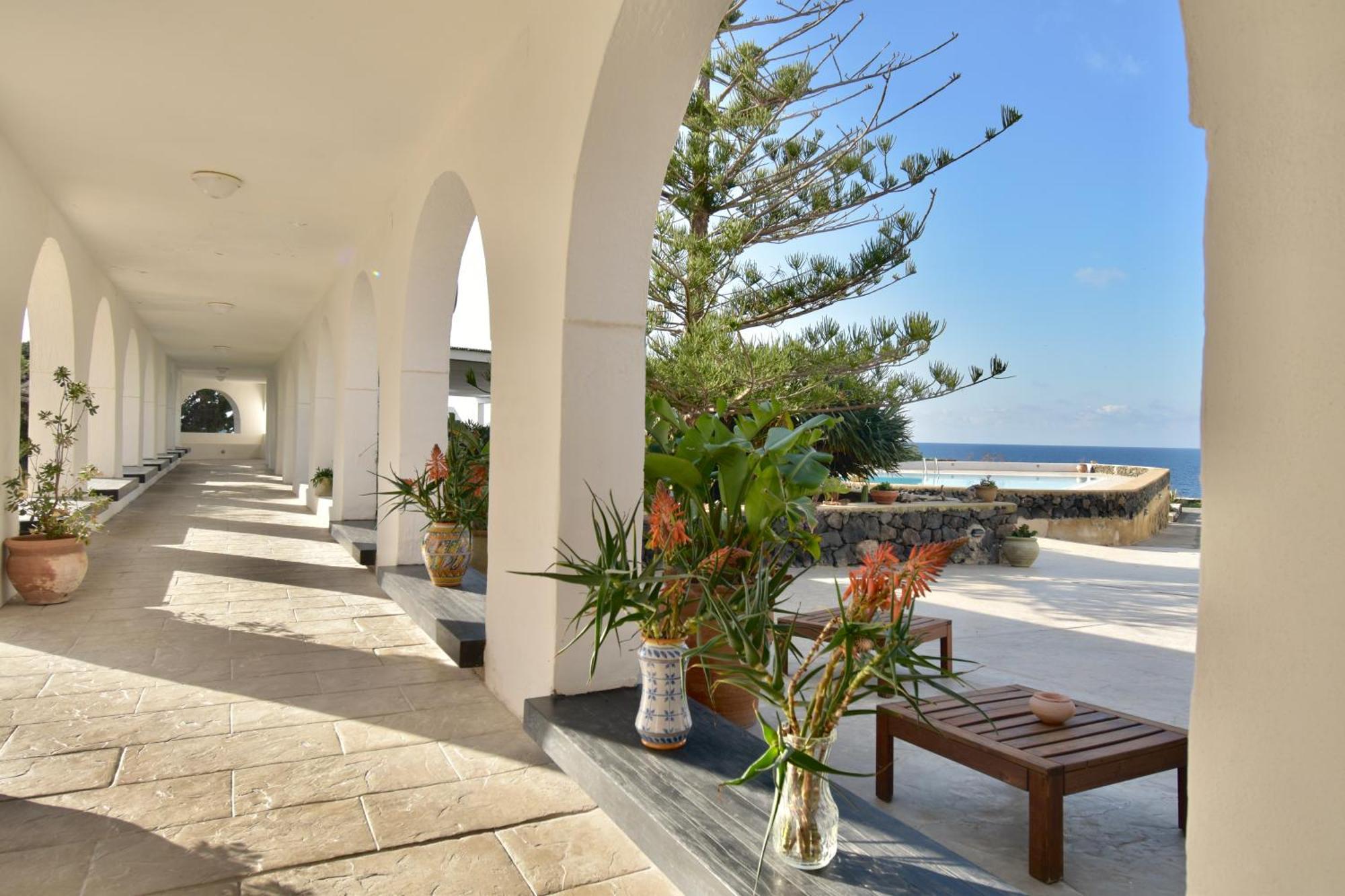 Cossyra Hotel Madonna Delle Grazie Luaran gambar